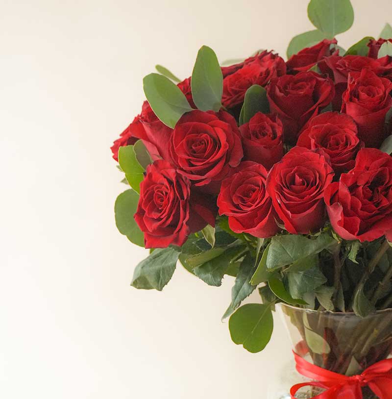 arreglo de rosas rojas con entrega hoy