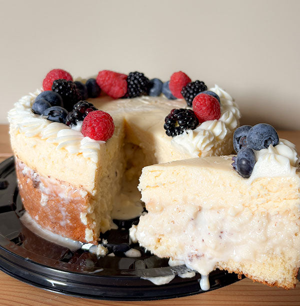 Pastel de 3 leches con cheesecake - 8 a 10 porciones