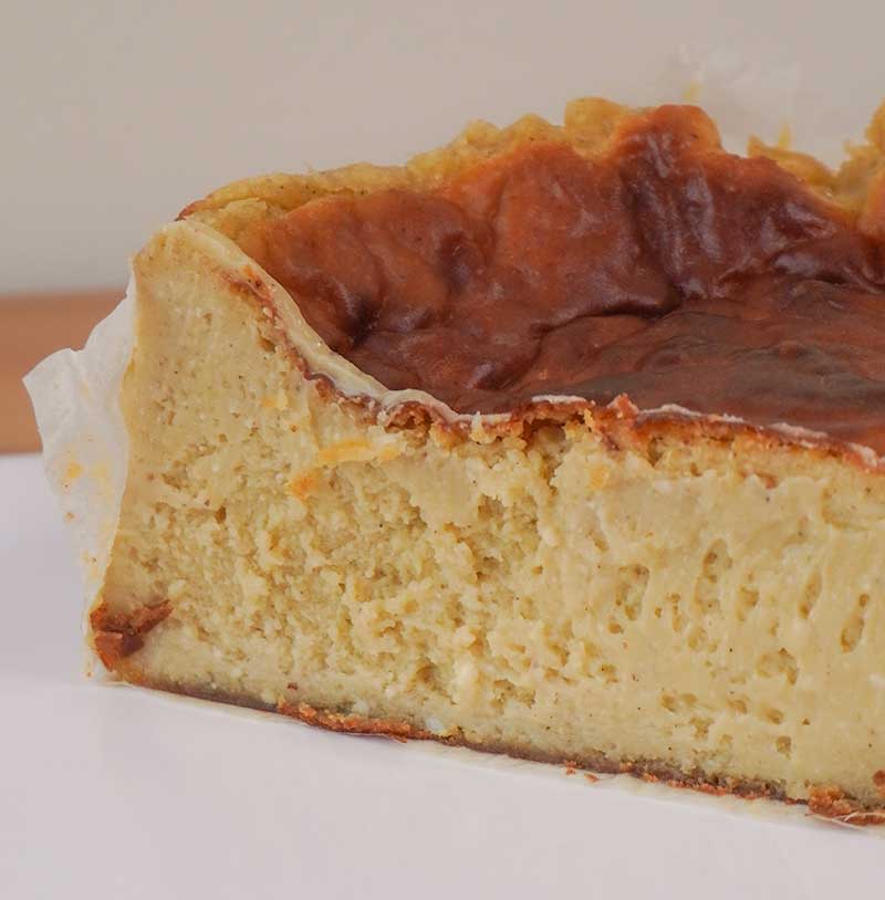 pastel de pistache y queso para enviar como regalo