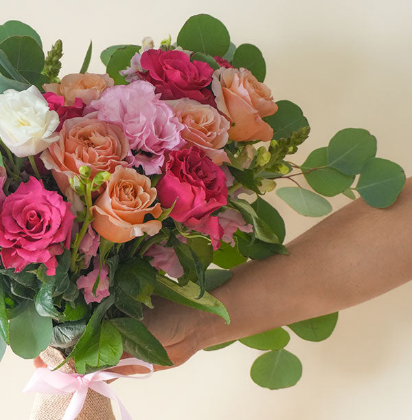 ramos de flores con un diseño especial para regalar