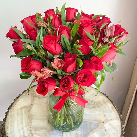 Love ramo rosa roja Monterrey 14 de febrero