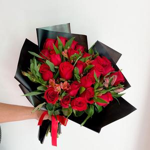 Love ramo rosa roja Monterrey 14 de febrero