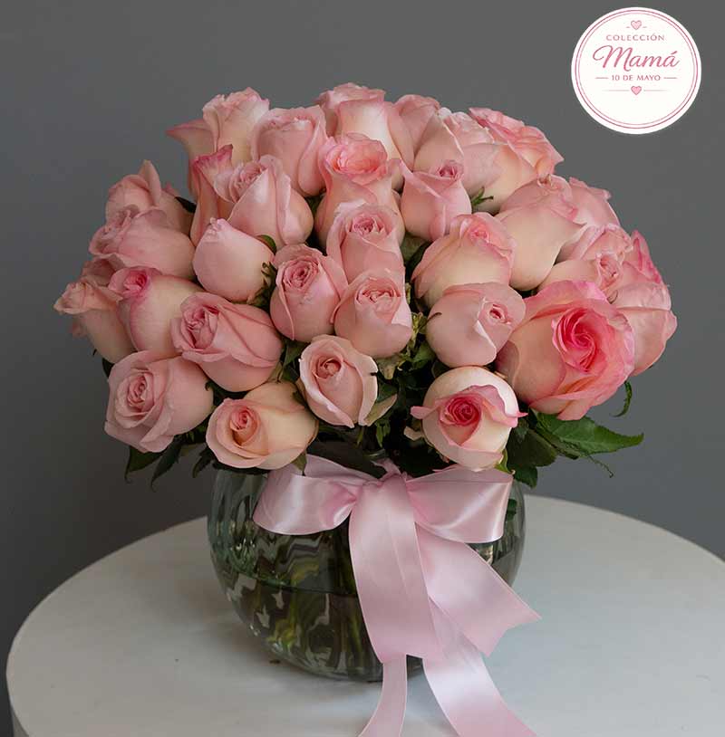 Arreglo de 50 rosas en 2 tonos - para mamá