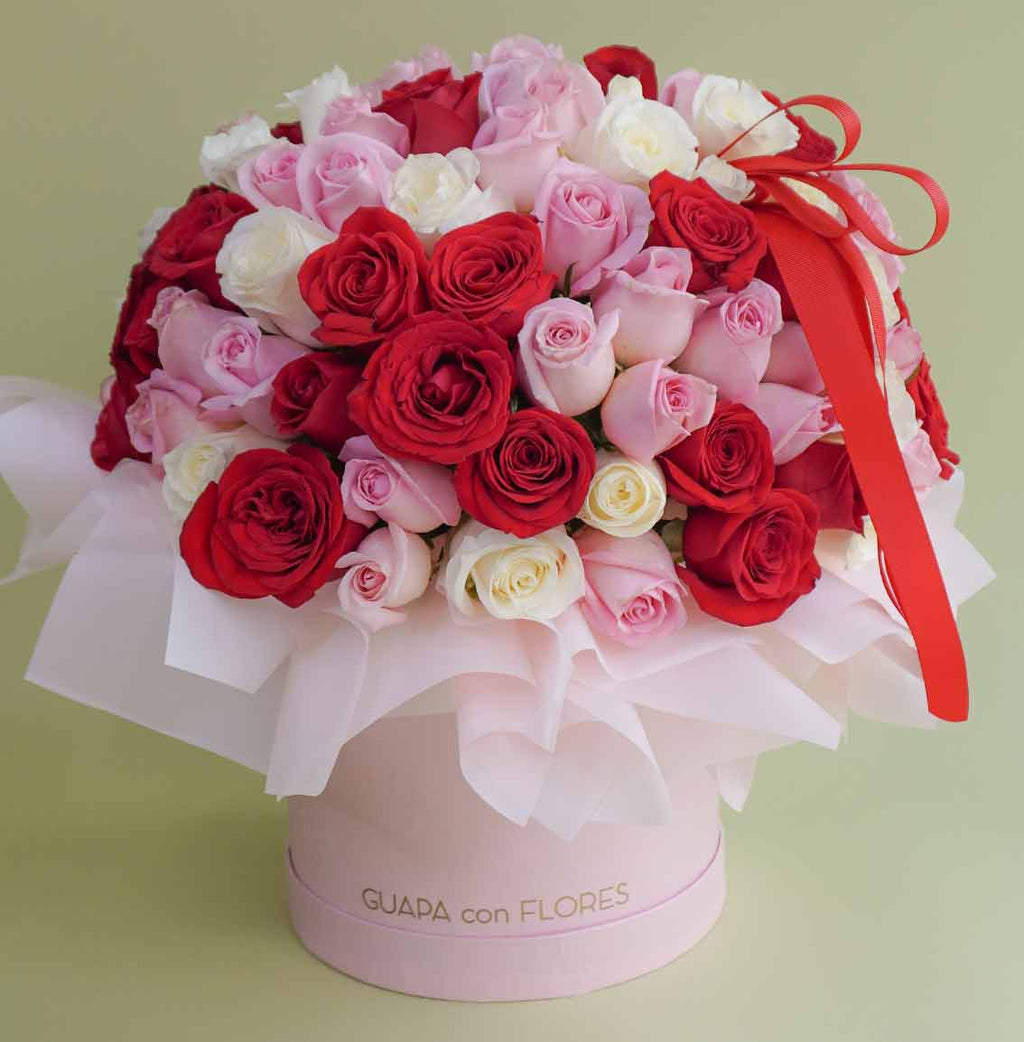 Elegante amor - Arreglo de flores 100 rosas en caja