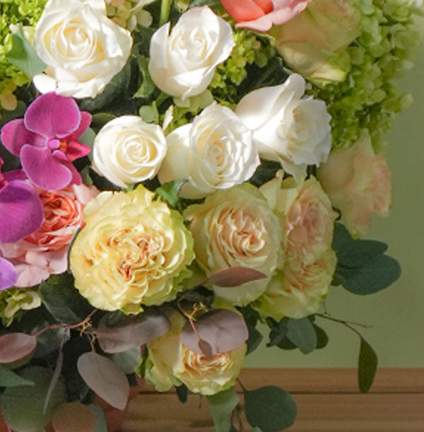 Fiji - Arreglo XL Rosas, hortensias y orquídeas