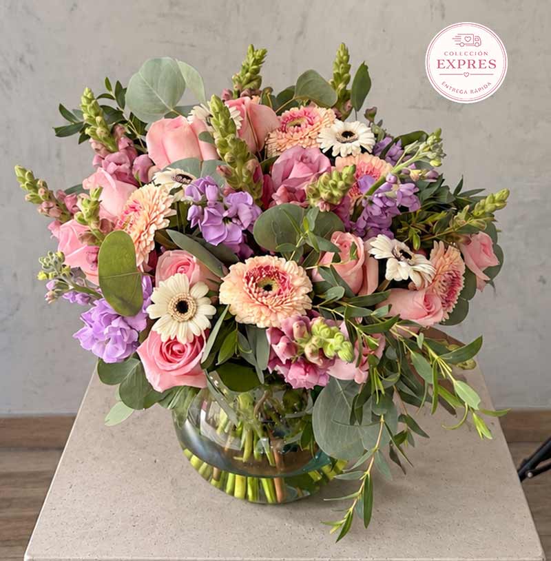 arreglo de flores rosas con gerberas para enviar a domicilio como regalo