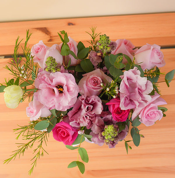 arreglo de rosas con flores variados para enviar