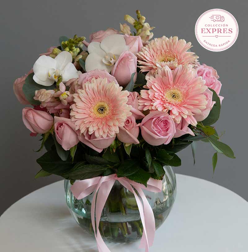 arreglo de rosas con gerberas orquideas para regalar