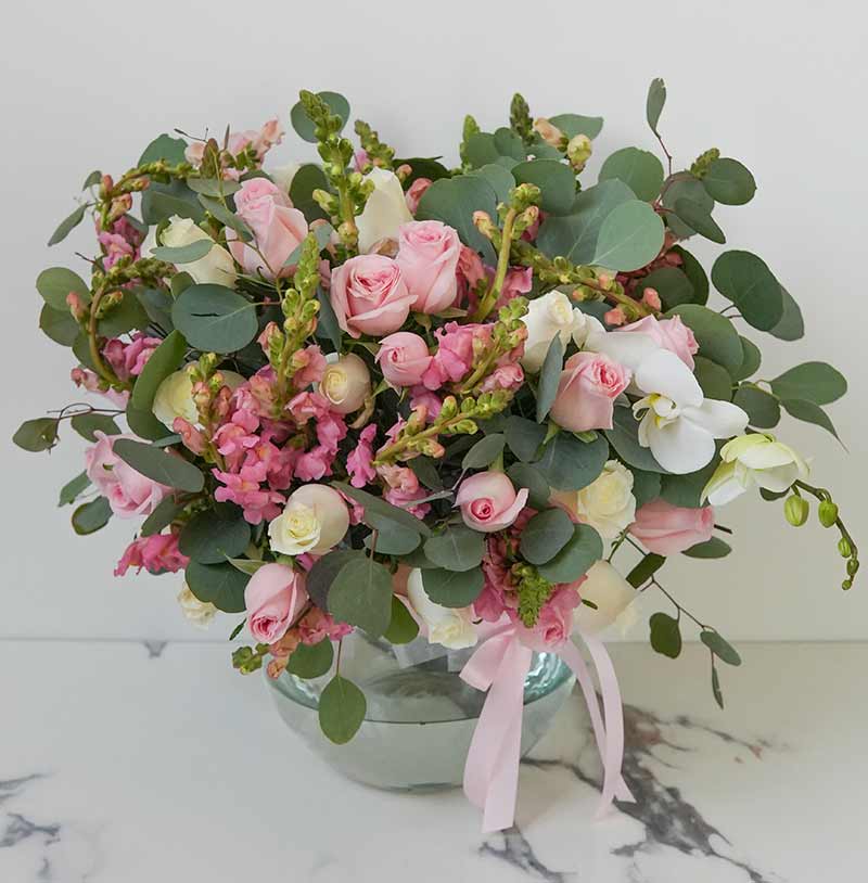 arreglo de rosas de lujo con orquídeas y anthirrinums con envío a domicilio