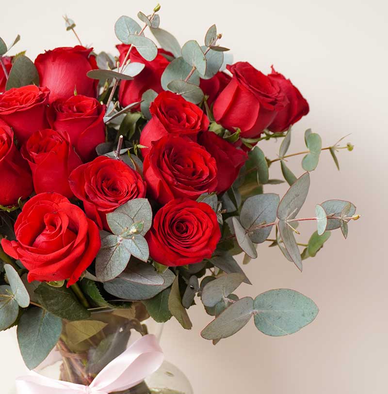 arreglo de rosas rojas