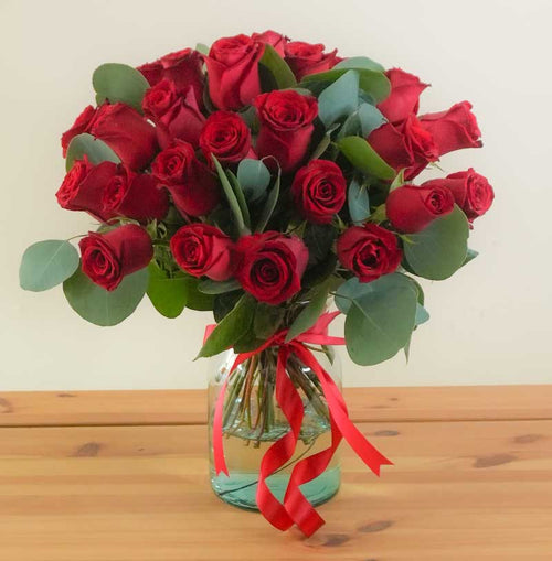 arreglo de rosas rojas en flores romantico para regalar ste 14 de febrero