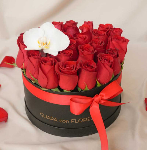 Classic Love - Caja con rosas rojas y orquídea 14 de Febrero
