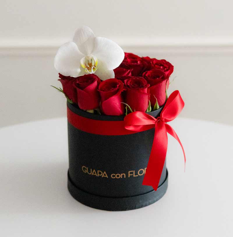 envia flores caja de 12 rosas rojas