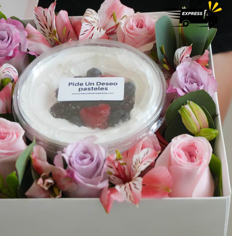 Regalo de flores con mini pastel - Entrega rápida