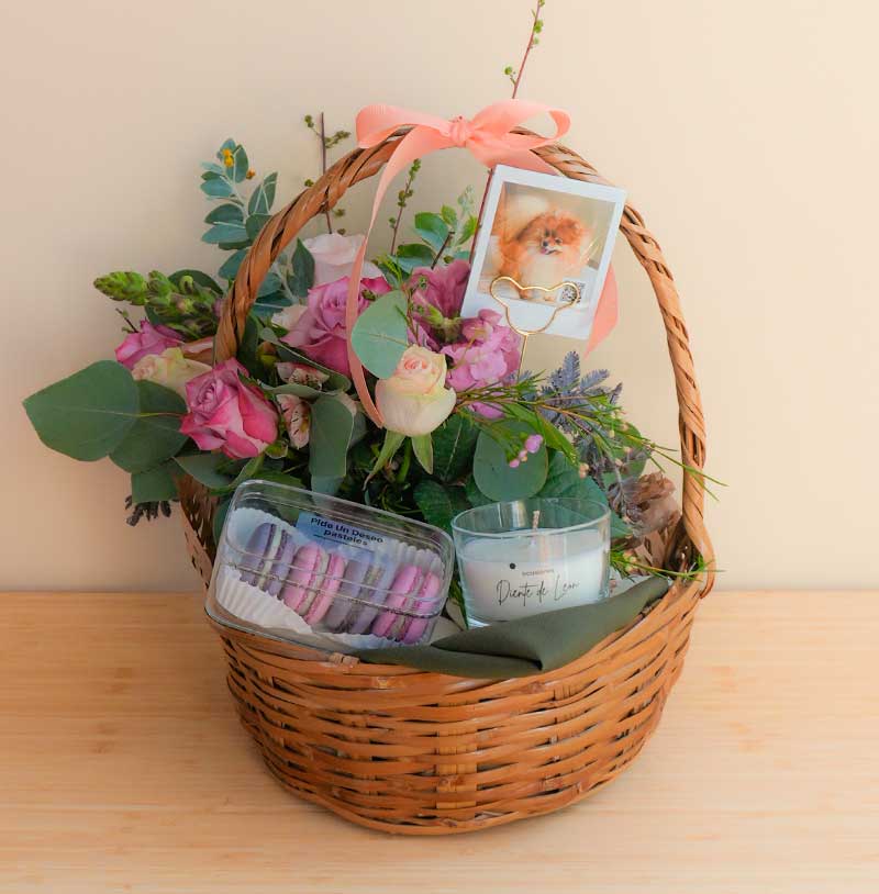 envia regalos con flores y vela con foto personalziada
