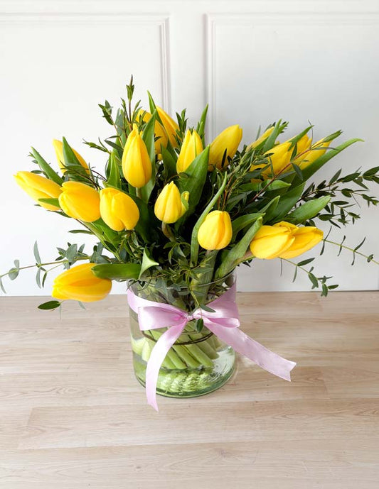 20 tulipanes amarillos