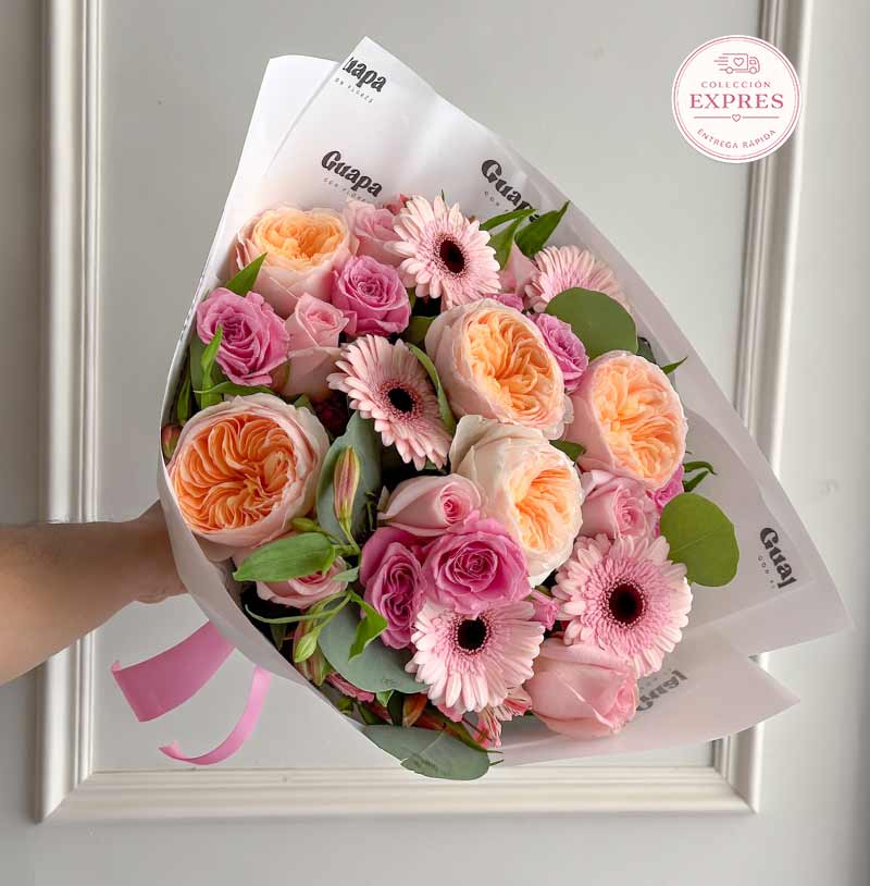 flores con entrega a domicilio rapido y urgente con rosas inglesas y gerberas