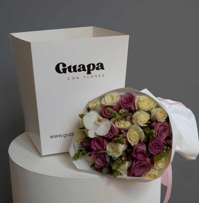 flores con caja con entrega rápida