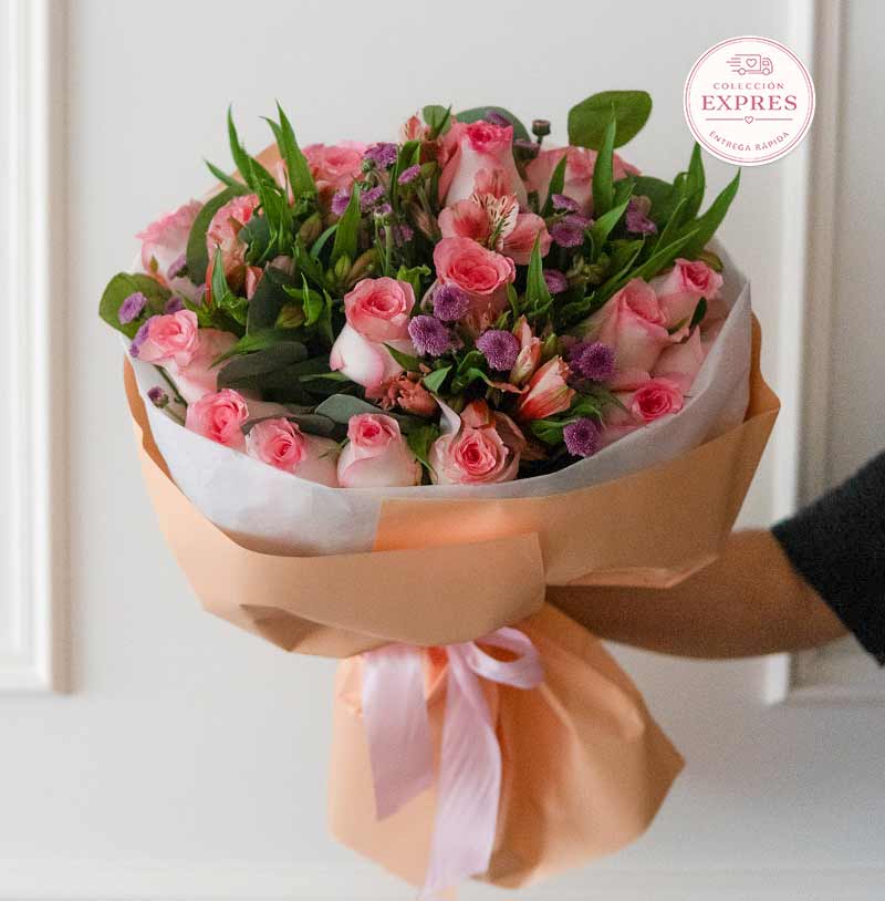flores ramo de rosas con envío