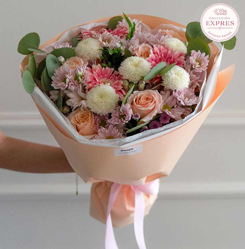 ramo de flores con rosas y gerberas con envío a domicilio
