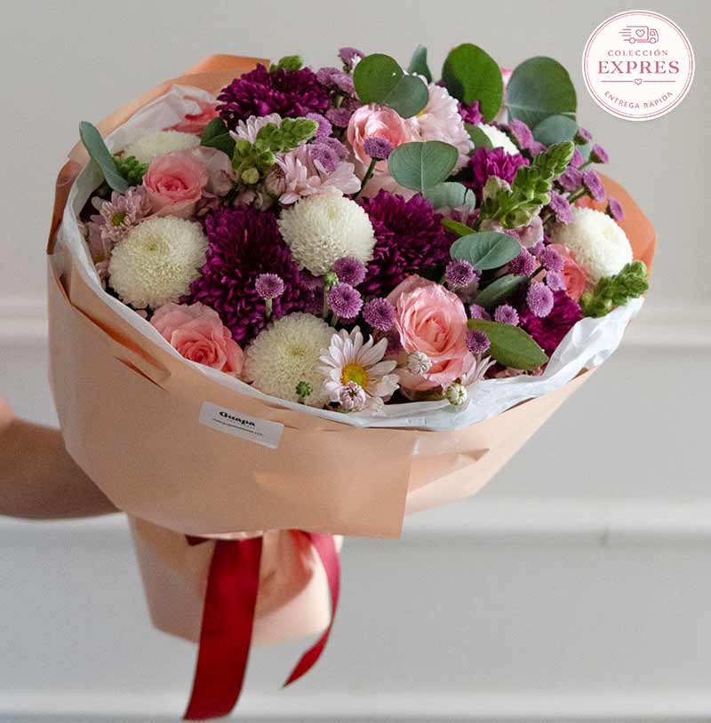 ramo de flores con rosa con entrega envío exprés