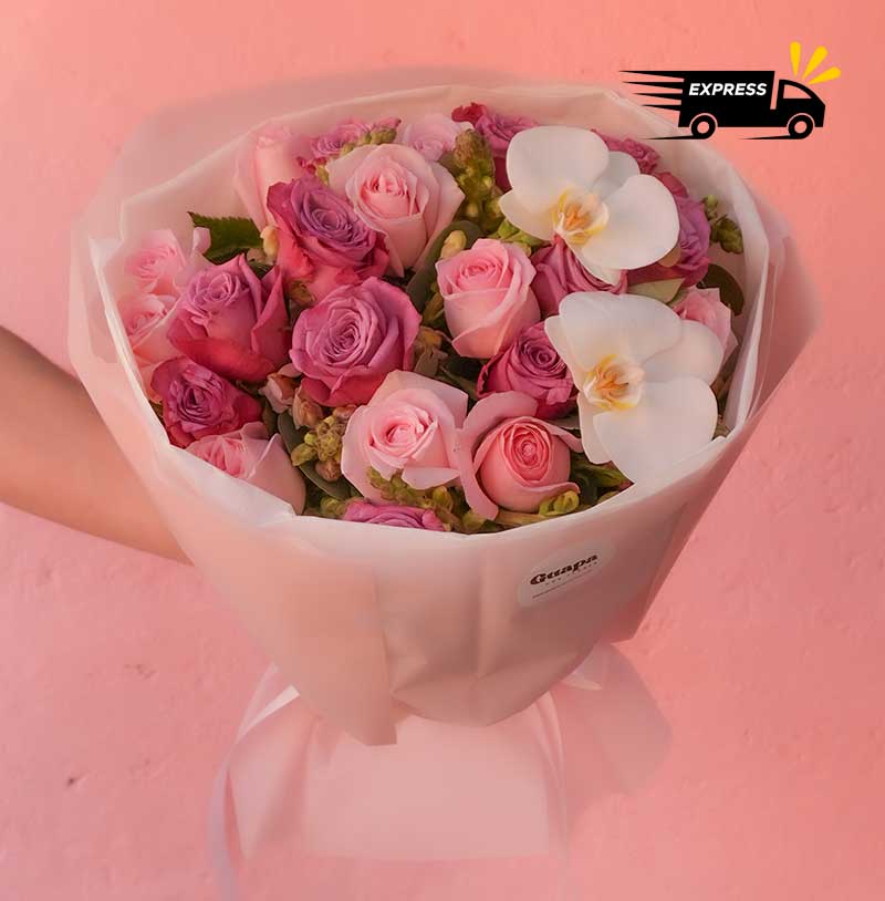 ramo de rosas enviaflores con orquídea para regalar