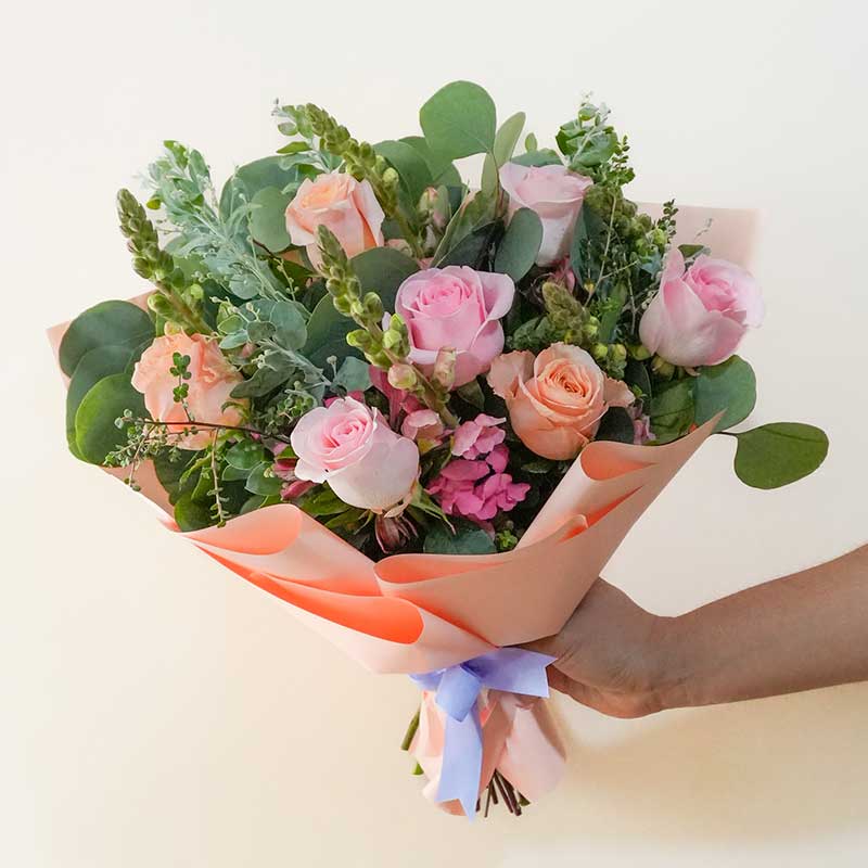 ramo de rosas flores baratas y frescas para enviar