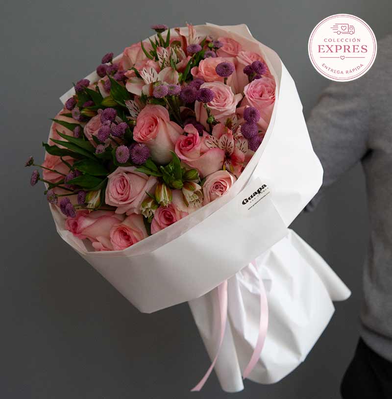 ramo de rosas rosas con alstromelias para regalar a domicilio