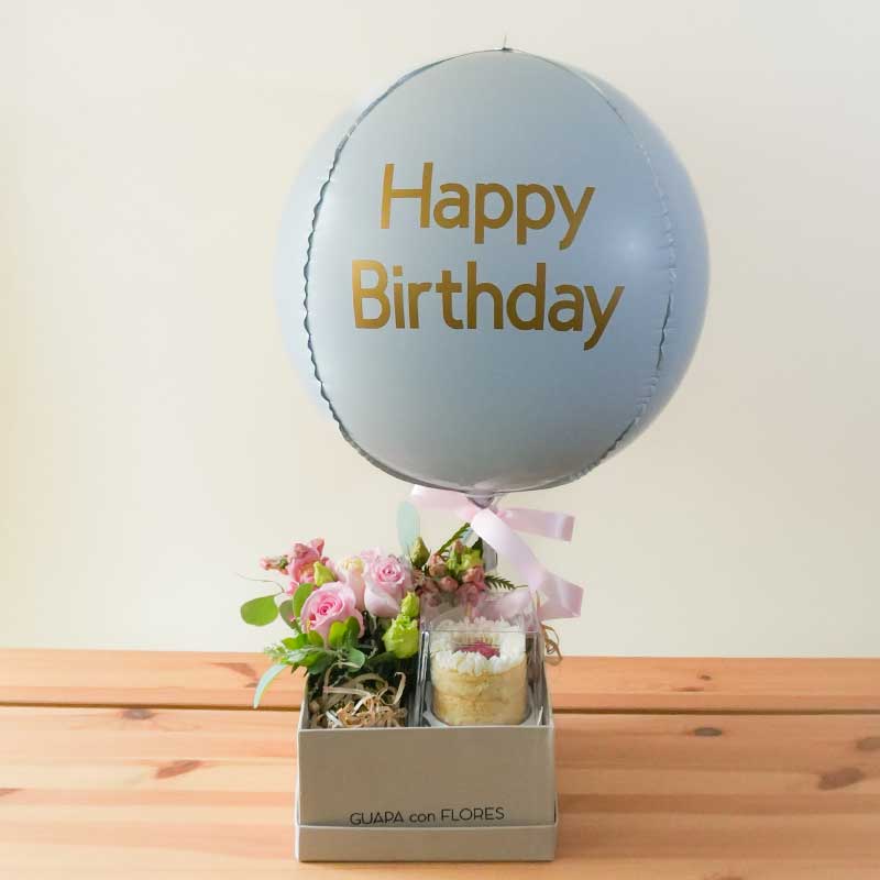 regalo de flores a domicilio con mini pastel y globo de cumple