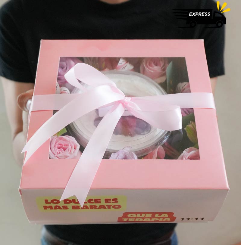 Regalo de flores con mini pastel - Entrega rápida