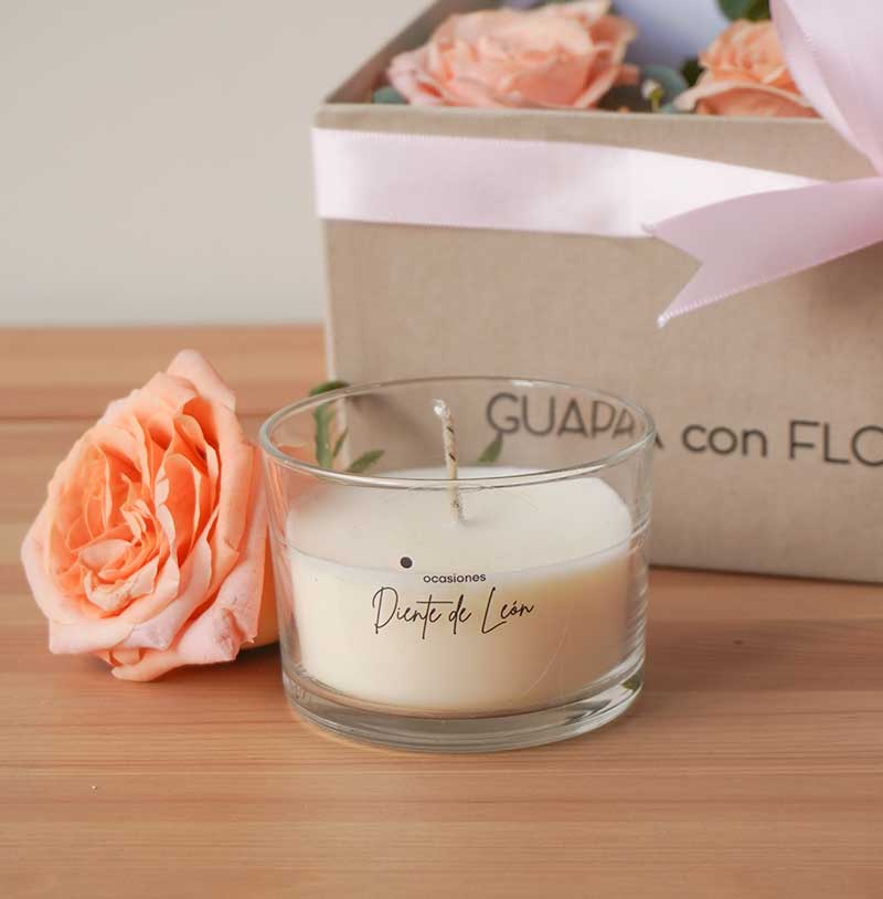 Caja de rosas con vela - para mamá