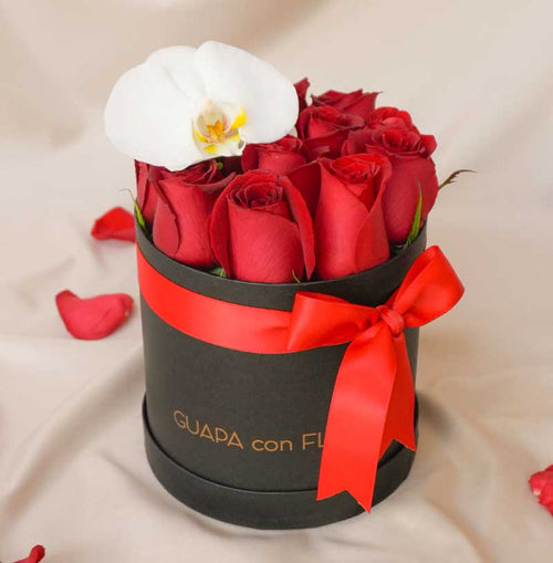 Mini box Love -  12 Rosas y orquídea 14 de febrero