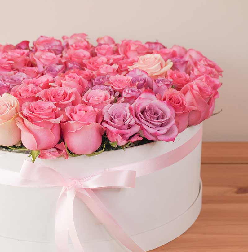 rosas para aniversario y celebrar para envío hoy