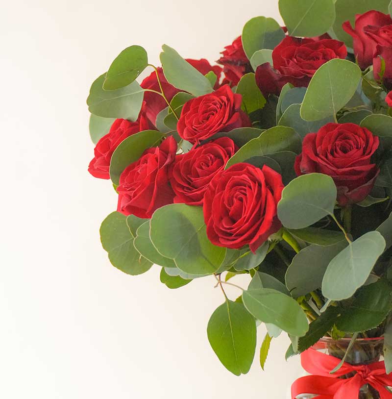 rosas rojas en flores para entregar