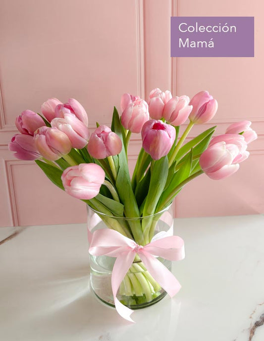 Arreglo de 20 o 50 tulipanes Rosas en florero  - 10 de mayo