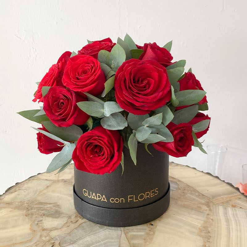 Amores - 24 rosas y follaje- Monterrey